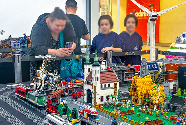 Expo BRICKERS
